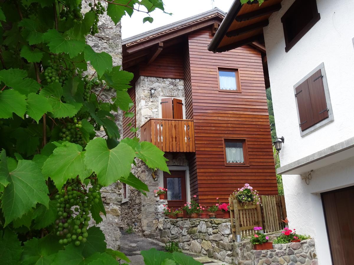 Stalut Das Puestines Arta Terme Exterior photo